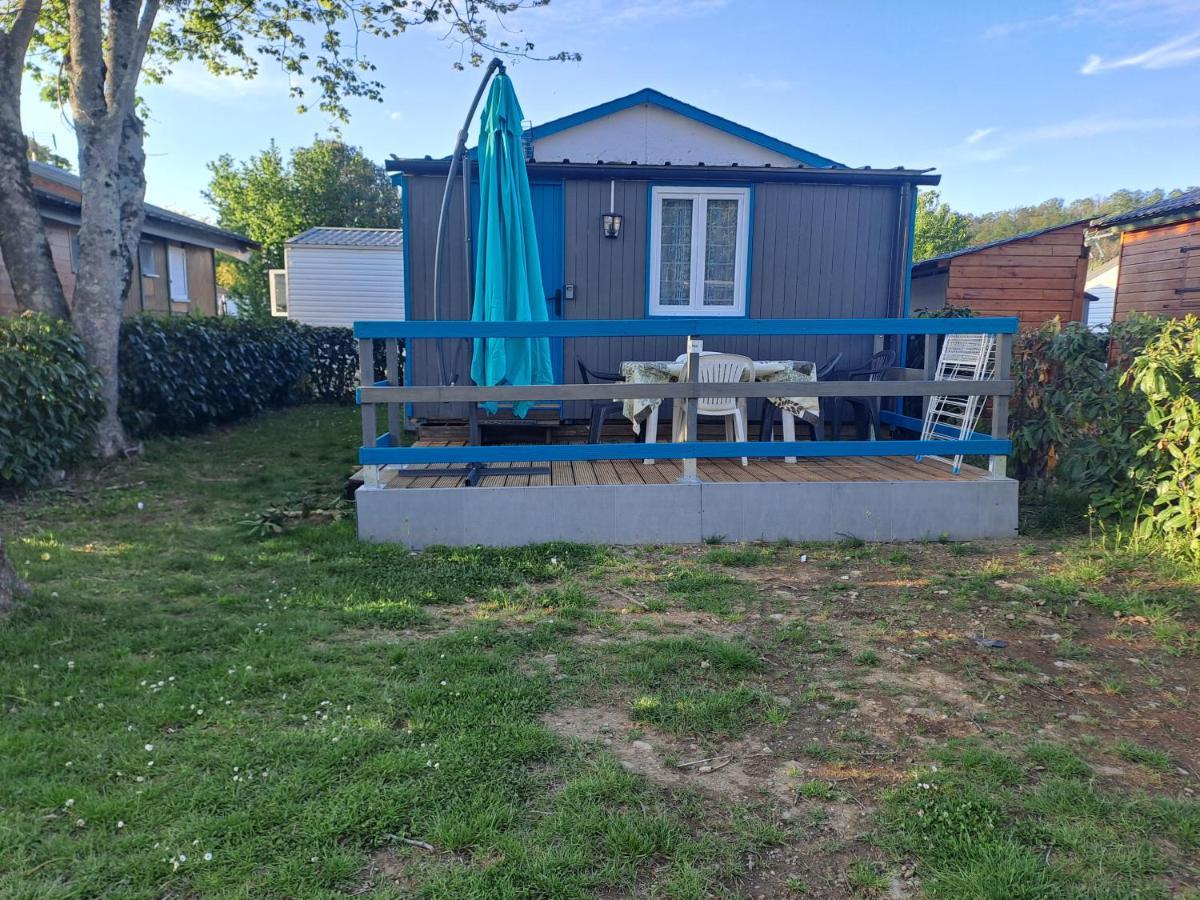 Chalet Pour 5 Personnes Equipe Sur Emplacement Privatif Dans Camping 4 Etoiles Appartenant Et Gere Par Un Particulier Hotel Foix Exterior photo
