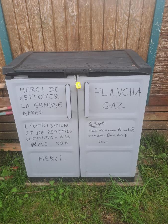 Chalet Pour 5 Personnes Equipe Sur Emplacement Privatif Dans Camping 4 Etoiles Appartenant Et Gere Par Un Particulier Hotel Foix Exterior photo