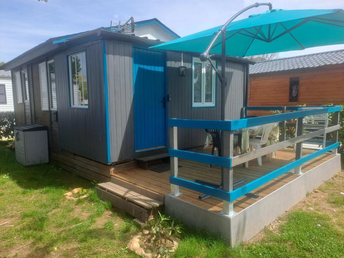 Chalet Pour 5 Personnes Equipe Sur Emplacement Privatif Dans Camping 4 Etoiles Appartenant Et Gere Par Un Particulier Hotel Foix Exterior photo