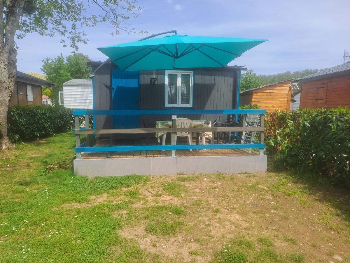 Chalet Pour 5 Personnes Equipe Sur Emplacement Privatif Dans Camping 4 Etoiles Appartenant Et Gere Par Un Particulier Hotel Foix Exterior photo