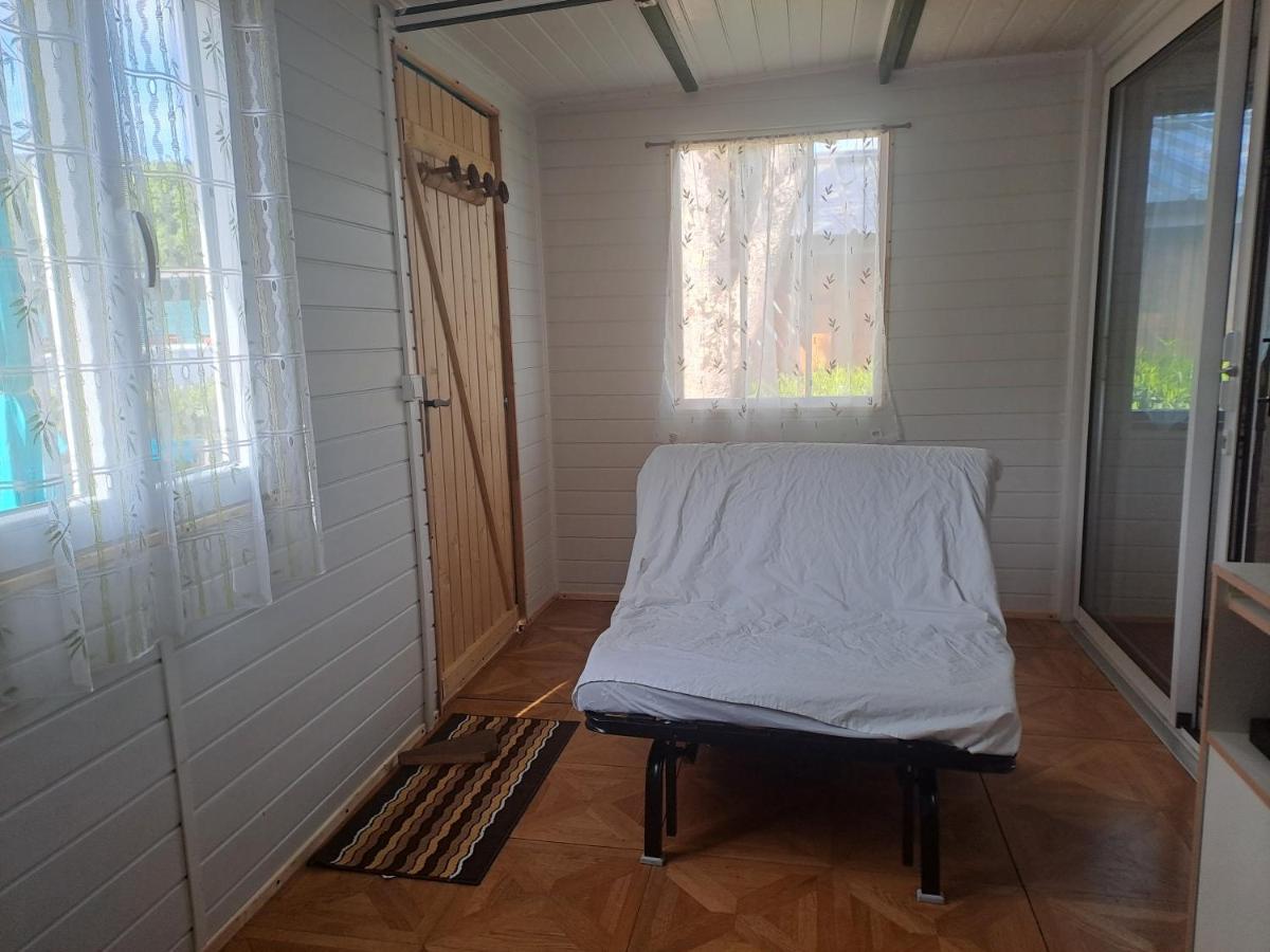 Chalet Pour 5 Personnes Equipe Sur Emplacement Privatif Dans Camping 4 Etoiles Appartenant Et Gere Par Un Particulier Hotel Foix Exterior photo