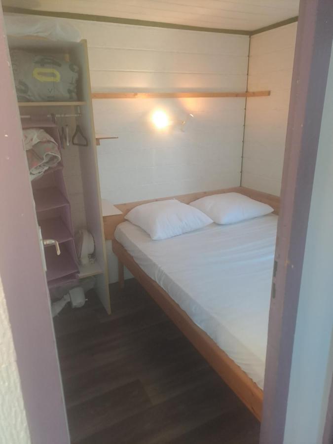 Chalet Pour 5 Personnes Equipe Sur Emplacement Privatif Dans Camping 4 Etoiles Appartenant Et Gere Par Un Particulier Hotel Foix Exterior photo